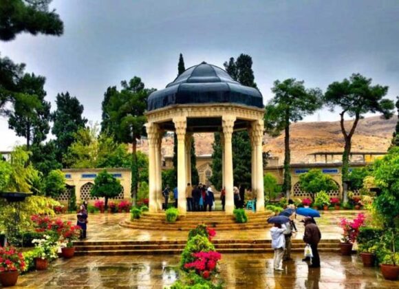 hafez-tomb-shiraz حافظِ شیرازی