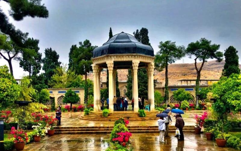 hafez-tomb-shiraz حافظِ شیرازی
